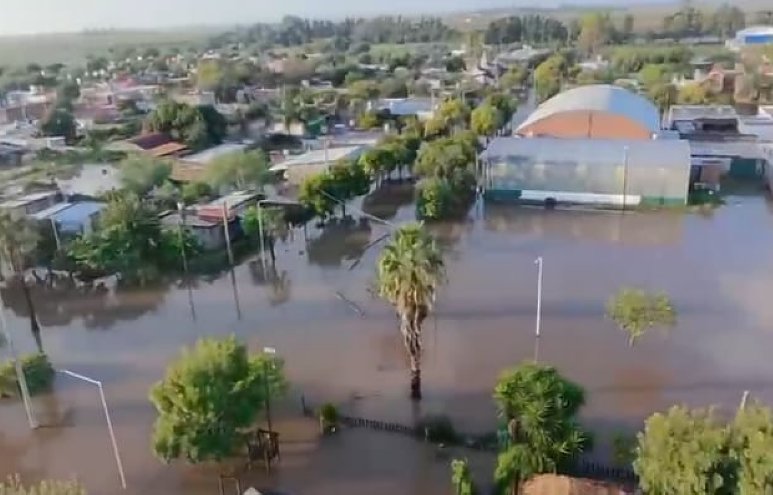Col. Marina: Intensas lluvias provocaron inundaciones y anegamientos en viviendas