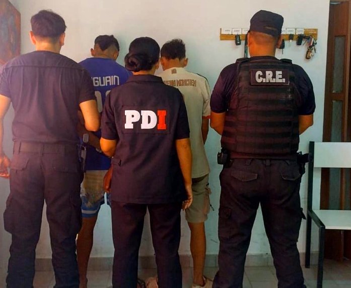 Esclarecen un robo calificado en San Cristóbal y detienen a dos hombres