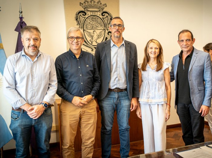 Morteros firmó convenios con la UNC para fortalecer la salud bucal