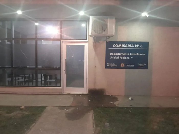 Prisión preventiva para seis hombres por atacar a la Comisaría de Sunchales