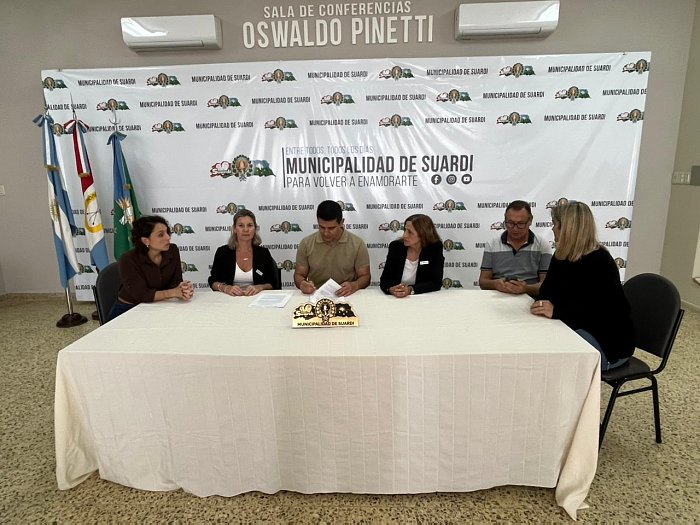 Suardi: El municipio y la Universidad Provincial de Córdoba firmaron un convenio de colaboración