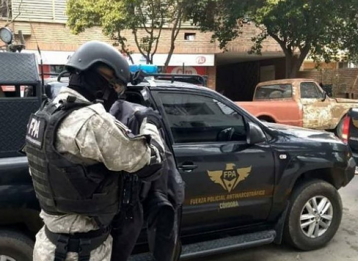 Megaoperativo antidroga en Morteros: múltiples allanamientos, detenidos y millonario secuestro