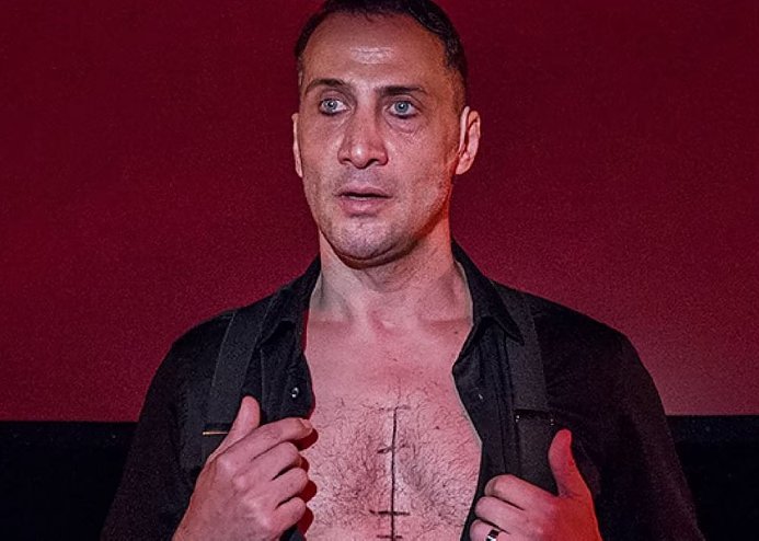 El reconocido actor Luciano Cáceres presentará su nueva obra de teatro en Suardi