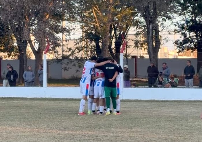 Sportivo tuvo un buen debut y se quedó con el primer chico de la Copa Santa Fe