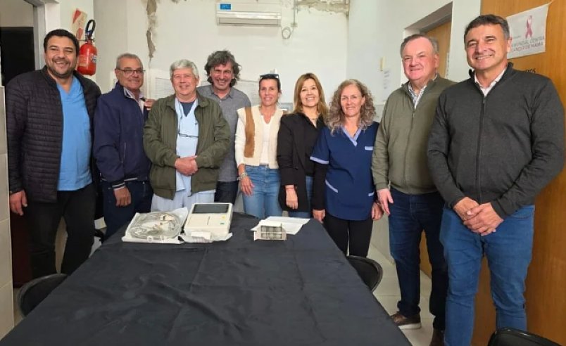 Villa Trinidad: Entregaron equipamiento médico al SAMCo y avanzan gestiones para nuevas inversiones en salud