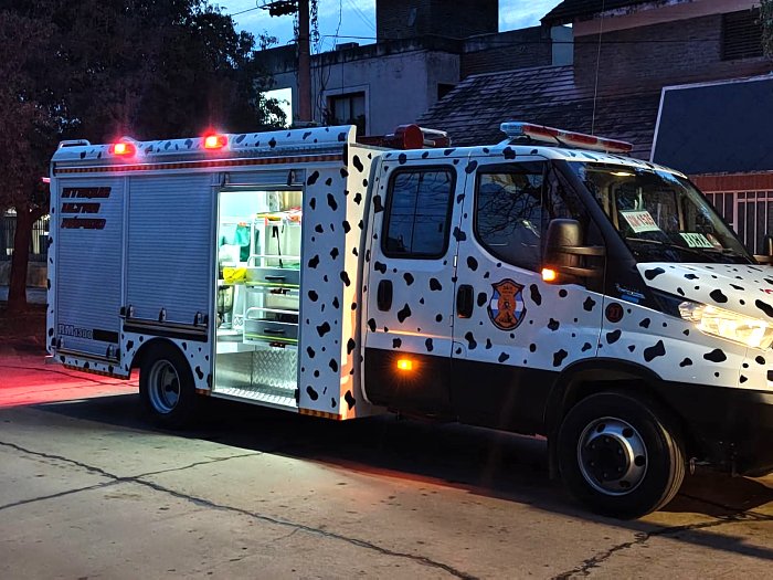 Morteros: Rescatan a una trabajadora que quedó atrapada en una máquina de panadería