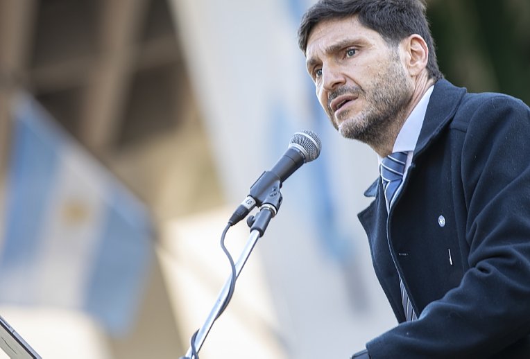 Pullaro encabezó el acto por el Día de la Independencia en Rafaela y reivindicó el federalismo santafesino
