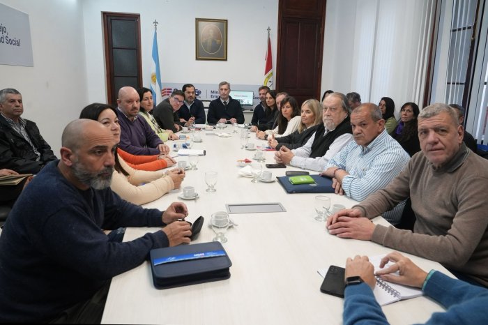 Paritaria docente: AMSAFE reclamó una mejora salarial y espera una propuesta del Gobierno