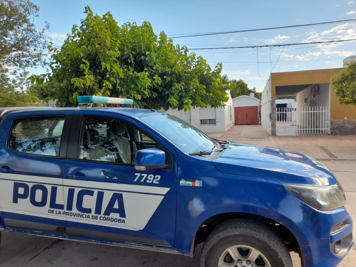 Allanamientos en Freyre: Secuestran tres celulares por un robo en zona rural