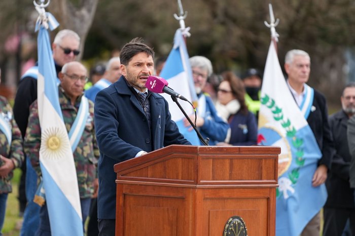 Pullaro homenajeó a San Martín en Venado Tuerto y llamó a defender la libertad y la igualdad