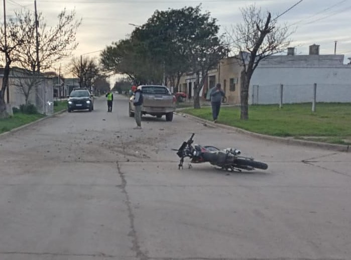Suardi: Un motociclista resultó con lesiones graves tras un choque