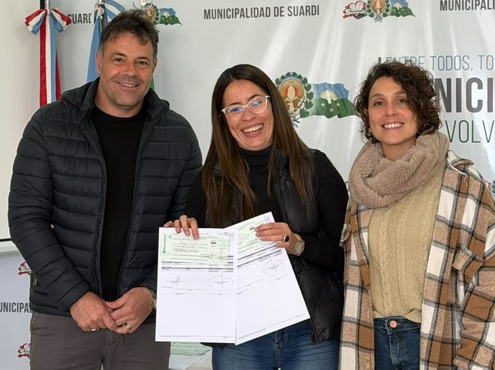 Suardi entregó la primera cuota del Fondo de Financiamiento Educativo 2026