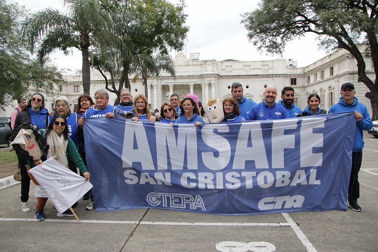 AMSAFE entregó cerca de 20.000 firmas contra la Reforma Previsional de Santa Fe