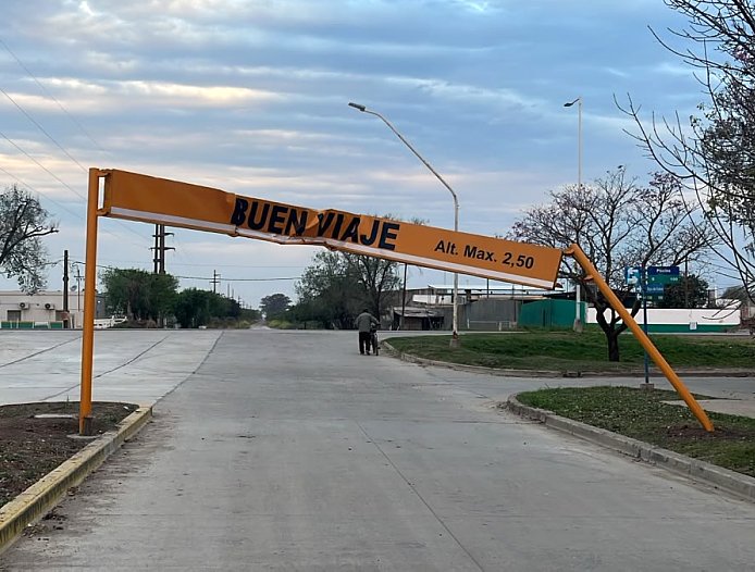 Apenas duró 48 horas: Chocaron y rompieron el limitador de altura en Suardi