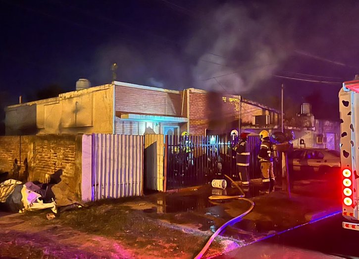 Incendio en una vivienda de Morteros: Dos habitaciones fueron afectadas por el fuego