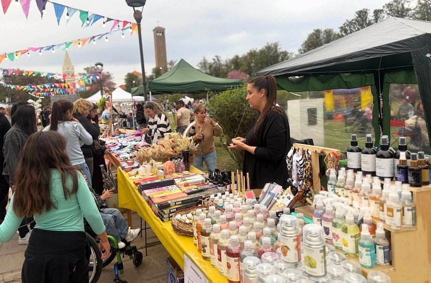 Suardi apuesta a una feria mensual para impulsar a emprendedores y artesanos locales