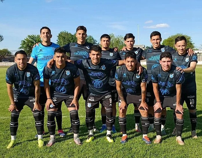 Primera A: 9 de Morteros volvió a la victoria y Porteña salvó la categoría