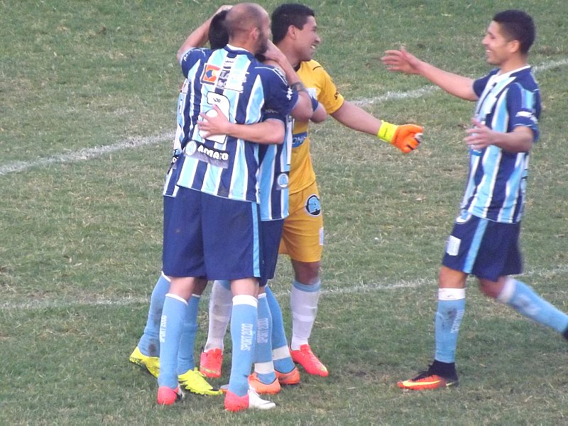 Federal B: Racing le ganó con el 