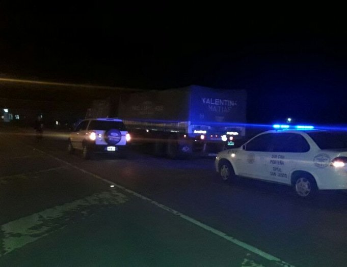 Chocaron un auto y un camión en jurisdicción de Porteña