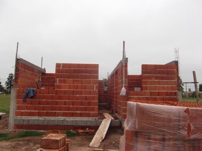Construirán doce viviendas en la localidad de Arrufó