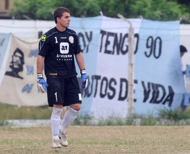 Sportivo aseguró la continuidad de Damián Rocchia