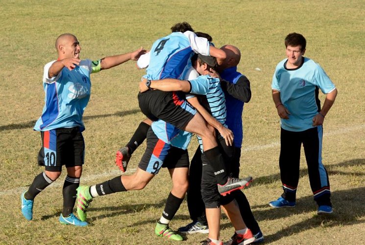 La Liga: La Paquita derrotó a La Tordilla y es nuevo líder