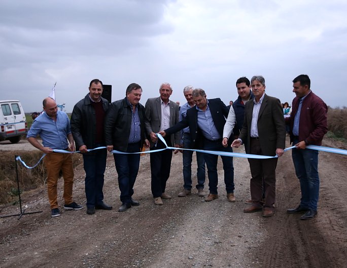Inauguraron el nuevo ripio interdistrital Suardi-Monte Oscuridad