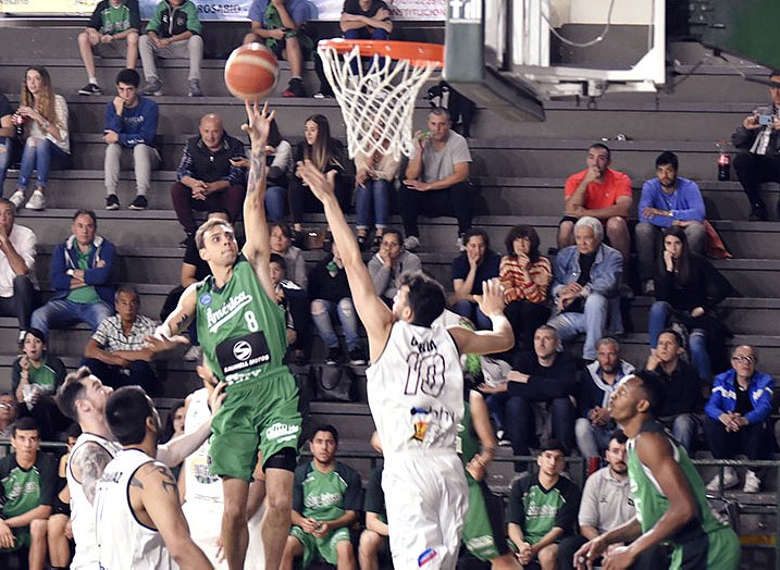 Liga Argentina: Tiro arrancó con el pie izquierdo